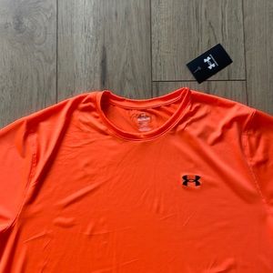 NWT Under Armour Bright Orange Polyester T-Shirt Great for Hunting